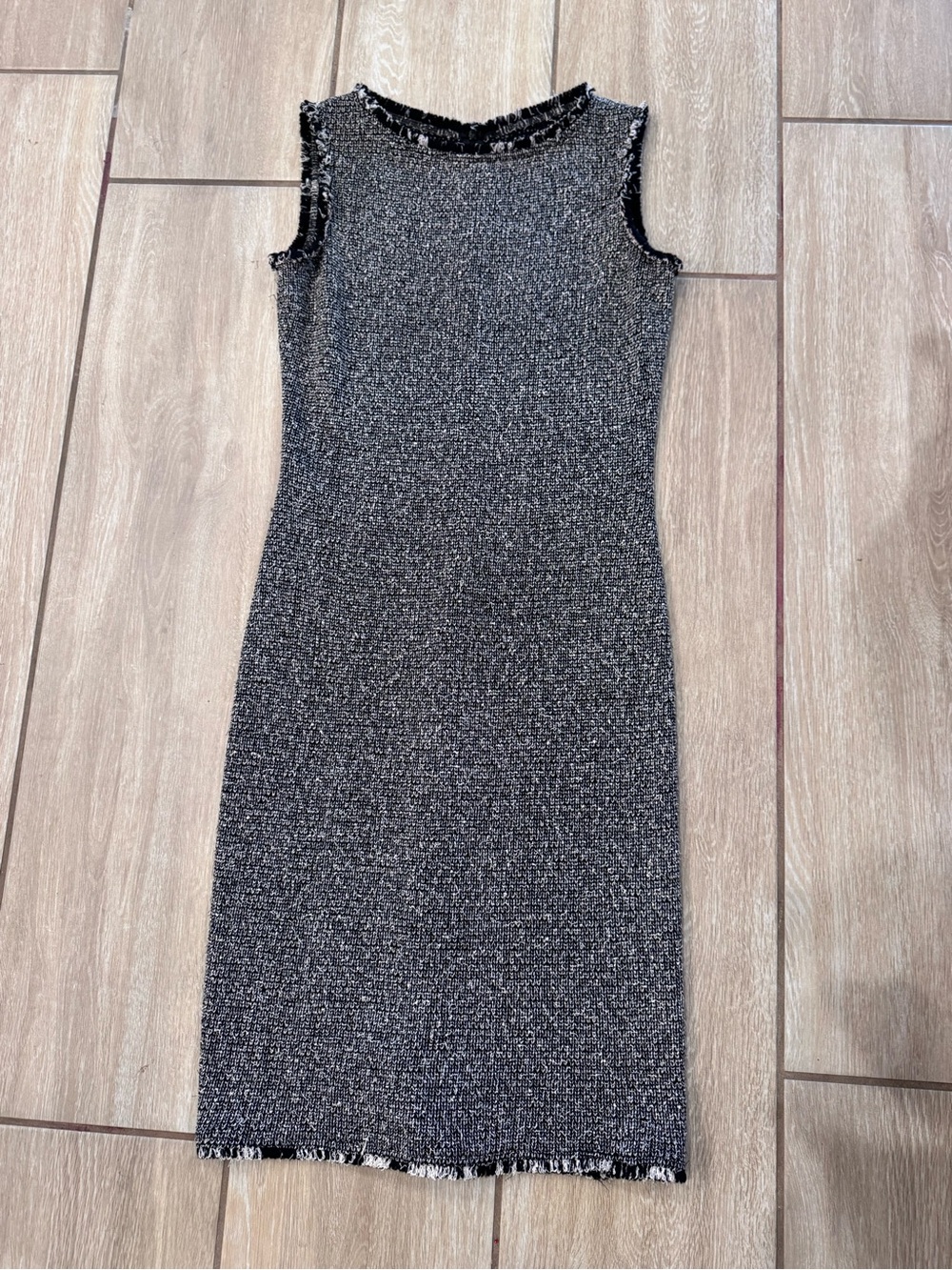 St. John Sleeveless Black Tweed Sheath Dress